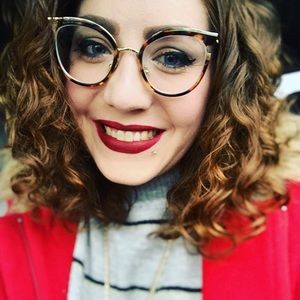 Meet your Posher, Sylvia